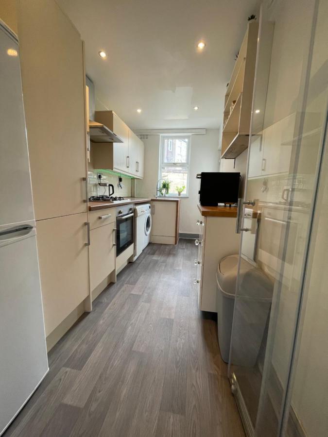 M&C Guest House Birkenhead Exteriér fotografie